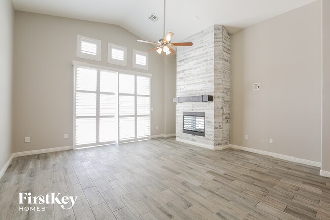 Photo - 3840 N Goldfield St