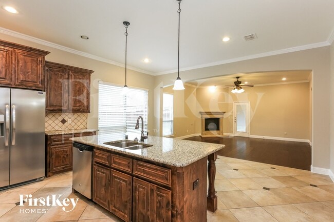 Photo - 125 Traveller St