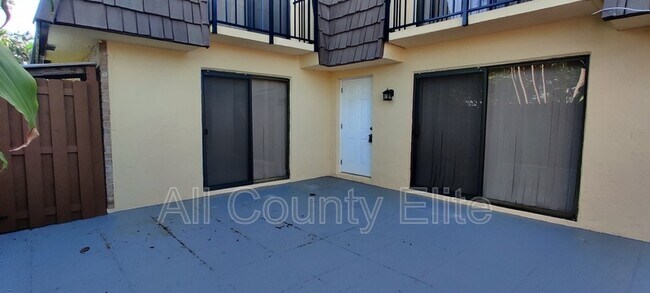 Photo - 681 Springdale Cir