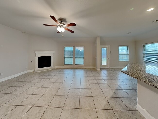 Photo - 11228 Blaze St