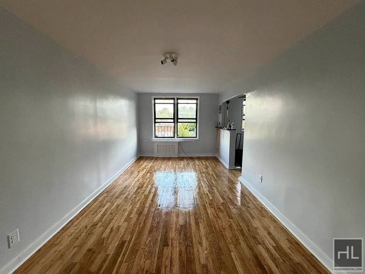 PUTNAM AVENUE - PUTNAM AVENUE Unit 3