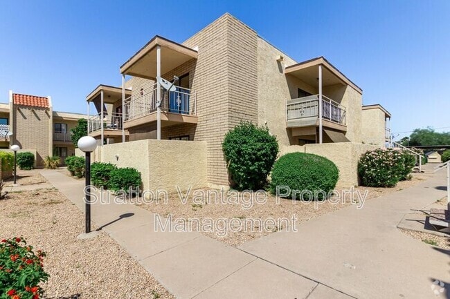 Building Photo - 16635 N Cave Creek Rd Unit #215 Rental