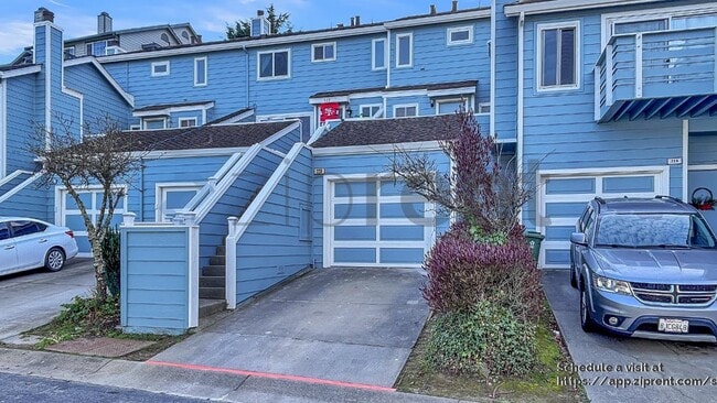 Photo - 320 Barbara Ln