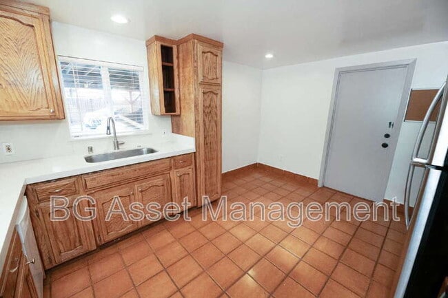 Photo - 936 Tennent Ave Unit B