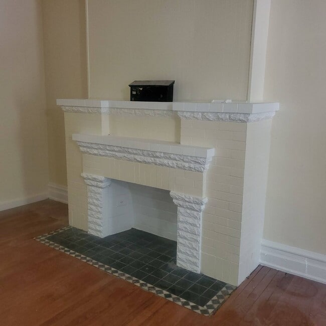 Photo - 37 S 13th St Unit 37 S 13th Street:  1