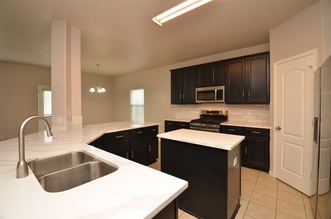 Photo - 2707 Roaring Oaks Ln