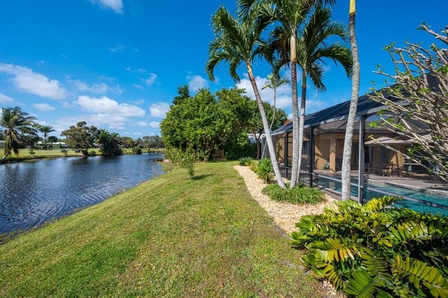 Photo - 3250 Lakeview Blvd