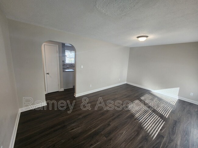 Photo - 4507 Dover Rd