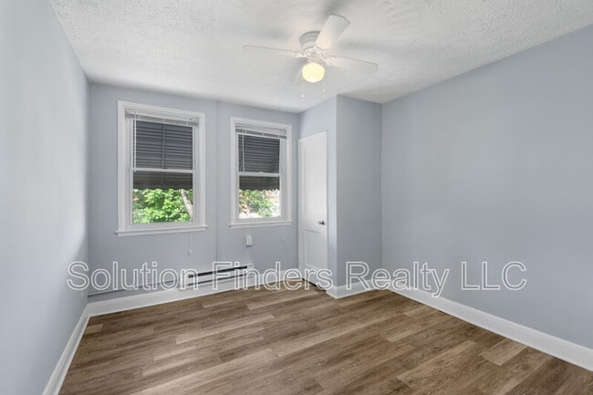 Building Photo - 2996 Sollers Point Rd Rental