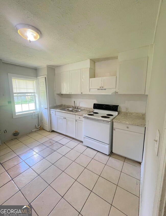 Photo - 6501 Elsie St Unit 4