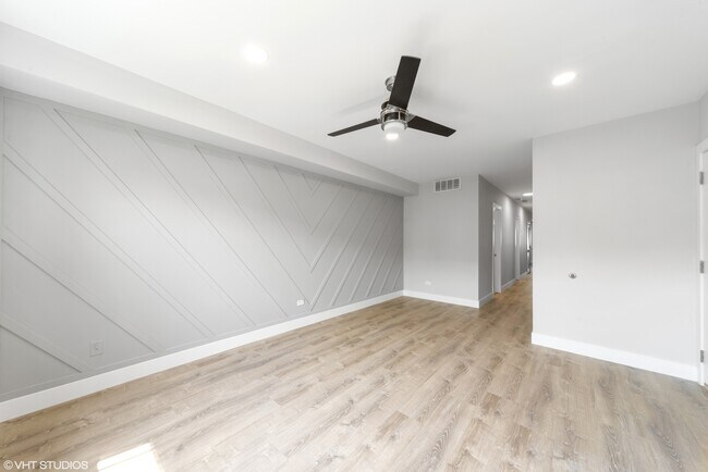 Photo - 6042 W 63rd St Unidad 2