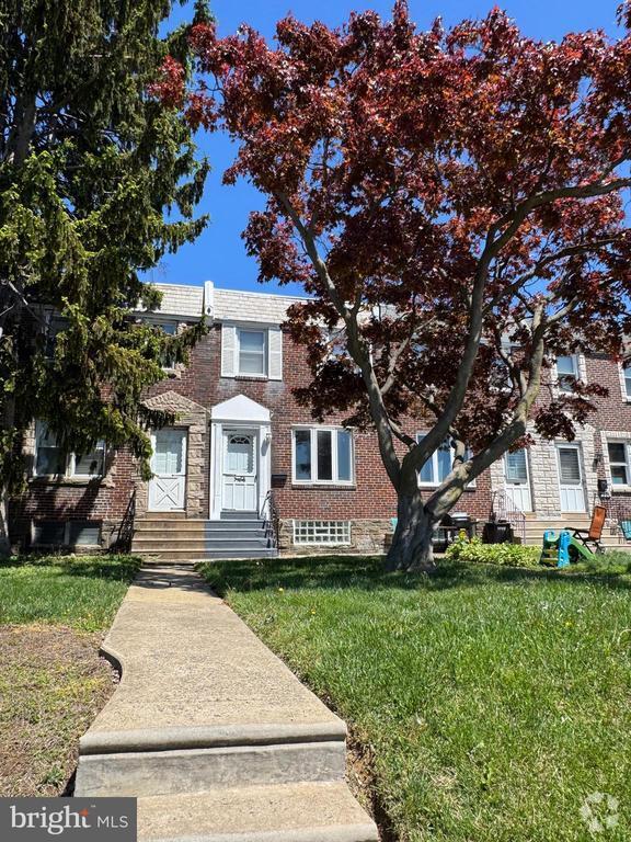 Building Photo - 3503 Hartel Ave Rental
