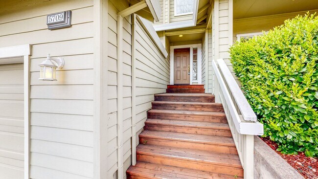 Photo - Desirable Skyhawk 3 bedroom Tri-Level Single Family