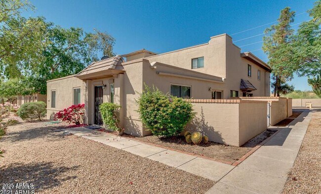 14626 Yerba Buena Way
