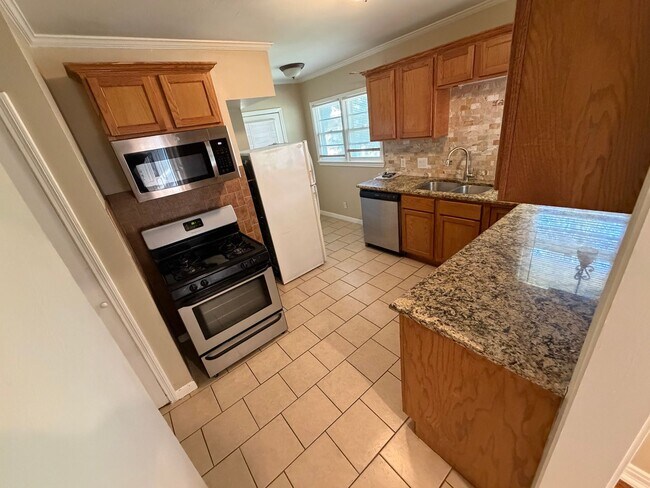 Photo - Rarely available and ready for immediate move in!