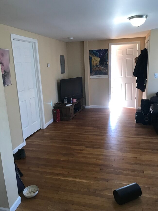 237 Valle #30 - 237 Valley St Unidad #30