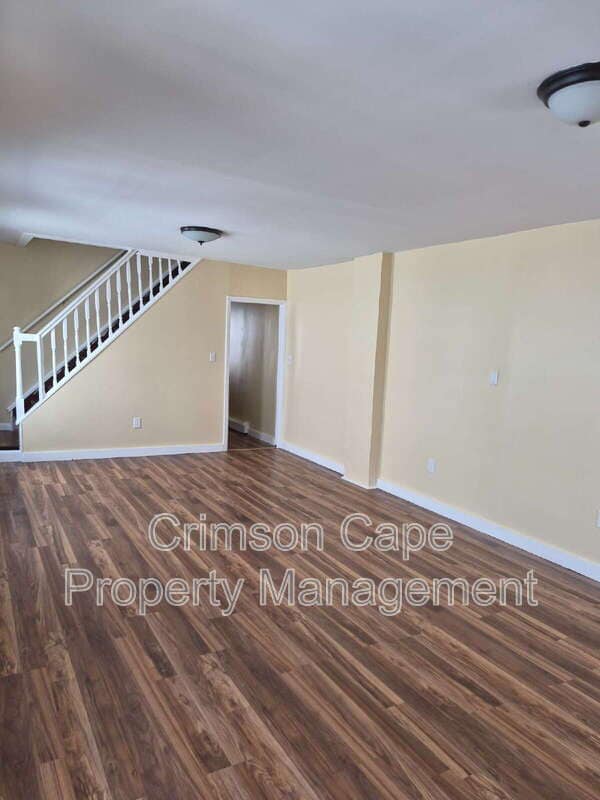 Photo - 58 E Broadway St
