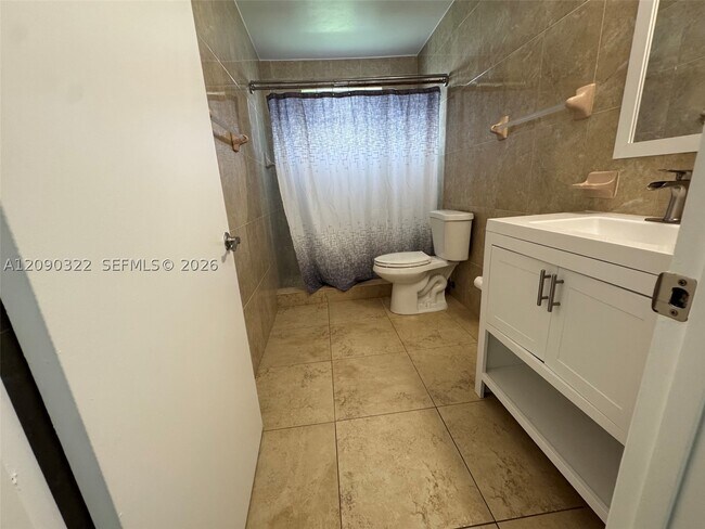2628 SW 31st Pl Unit 2628