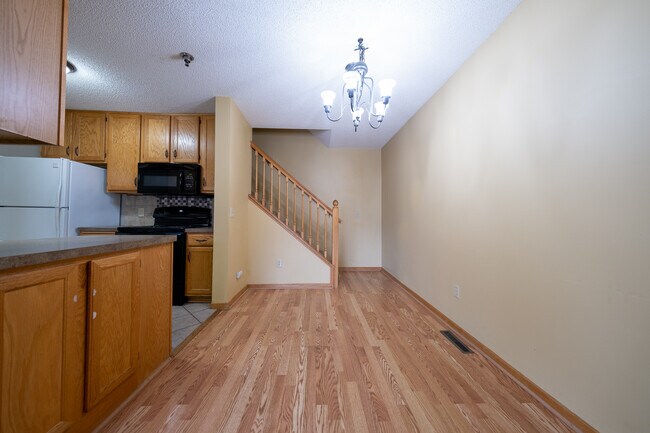 Photo - 14521 Cobalt Ave