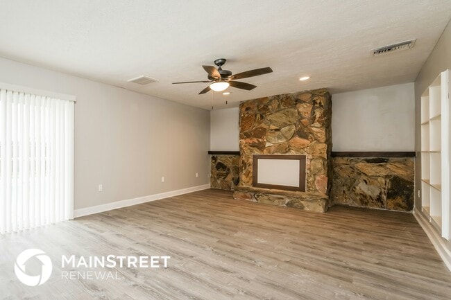 Photo - 5603 Lake Fox Cir