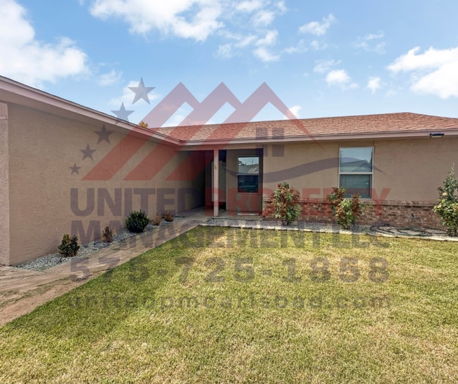 Building Photo - 3 bedroom 2 bathroom house for rent Carlsbad NM
