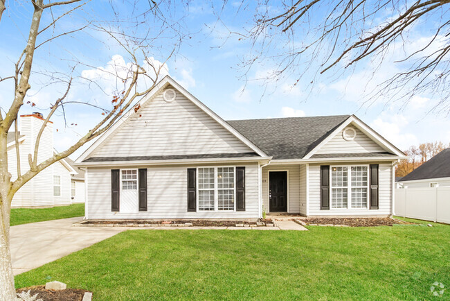 Building Photo - Inviting 3-Bedroom Home