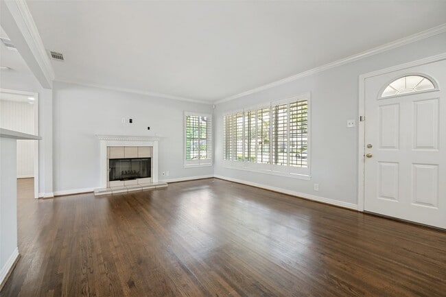 Photo - 4144 Beechwood Ln
