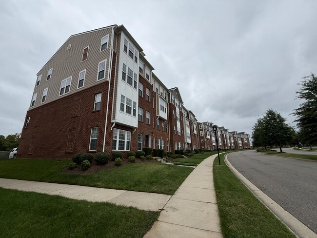 Building Photo - 4320 Bon Secours Pkwy Rental