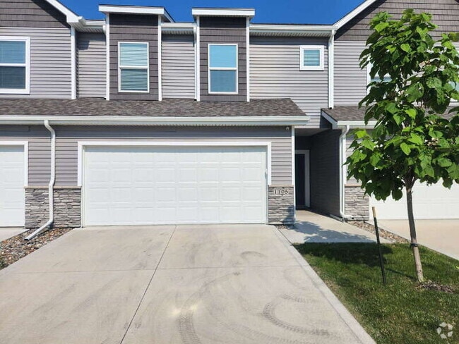 Building Photo - 1105 NW 33rd Ln Rental