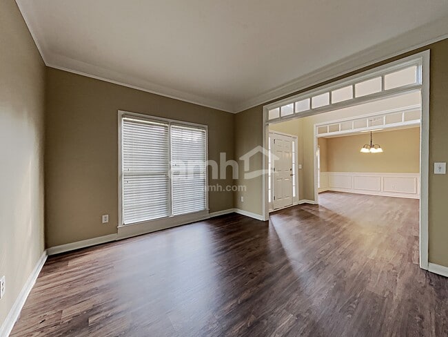 Photo - 2079 Sugar Springs Dr