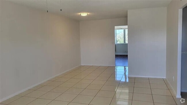Building Photo - 4915 Bay St NE Unit 335 Rental