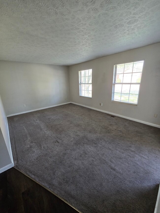 Photo - 522-524 Holderman Pl.