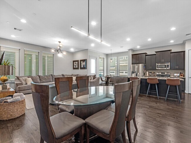Photo - 1512 Dyer Lake Ln