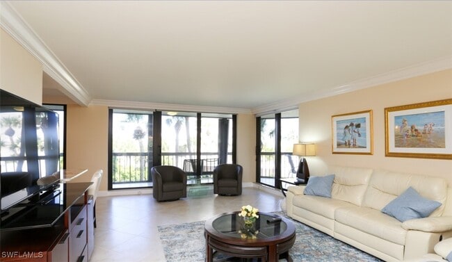 Photo - 4551 Gulf Shore Blvd N Unit 301