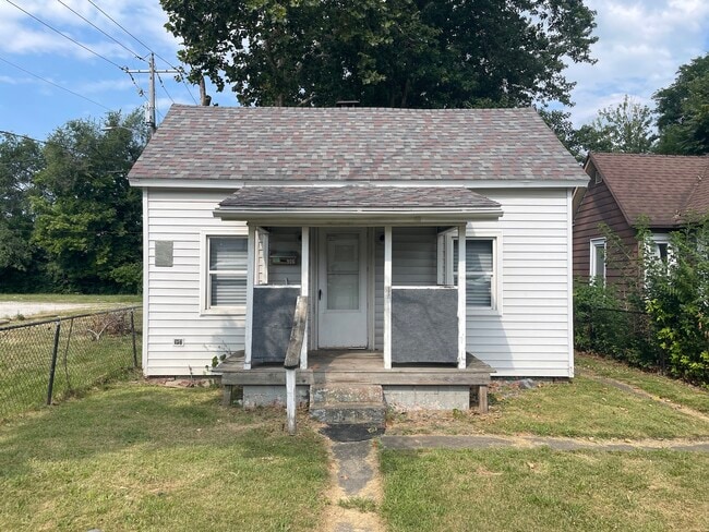 Building Photo - 906 Jewell St Rental