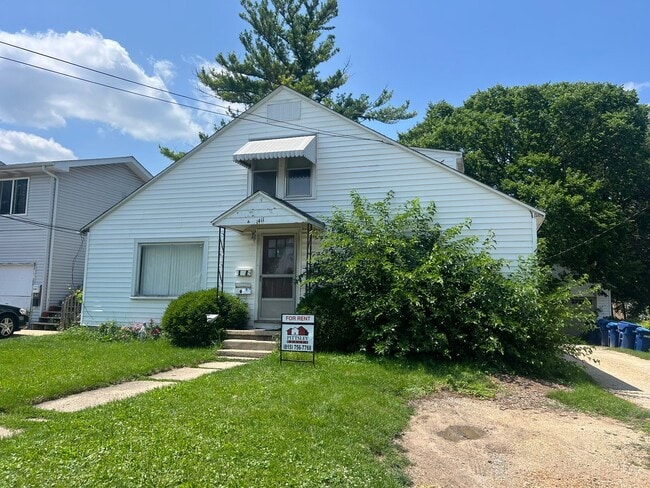 Building Photo - 1411 N 14th St Unit Lower