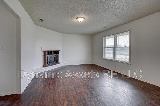 Photo - 2008 John F Kennedy St Unit A