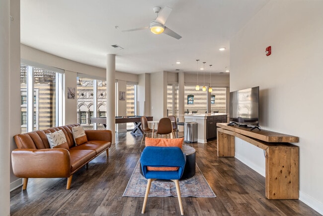 Photo - 530 Massachusetts Ave Unidad ID1074003P