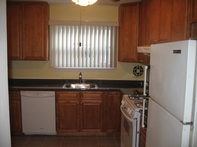 Photo - 18 Van Buren Ave