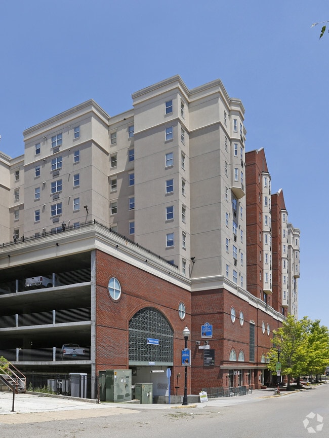 Photo - Volunteer Residence Hall