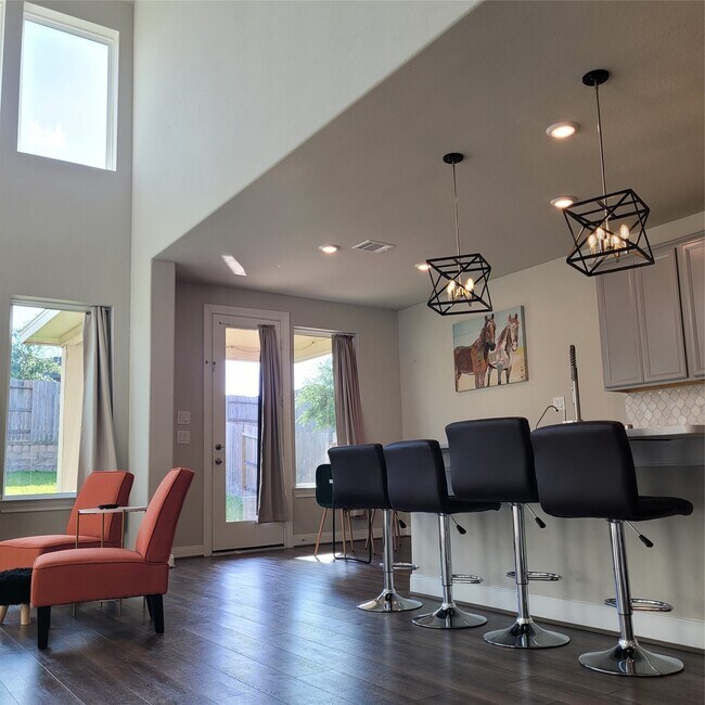 Photo - 17685 Martin Crk Ln