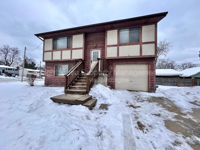 Photo - 607 Clayton Ave NW