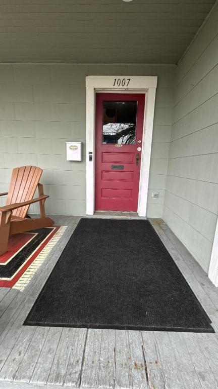 Photo - 1007 W Augusta Ave