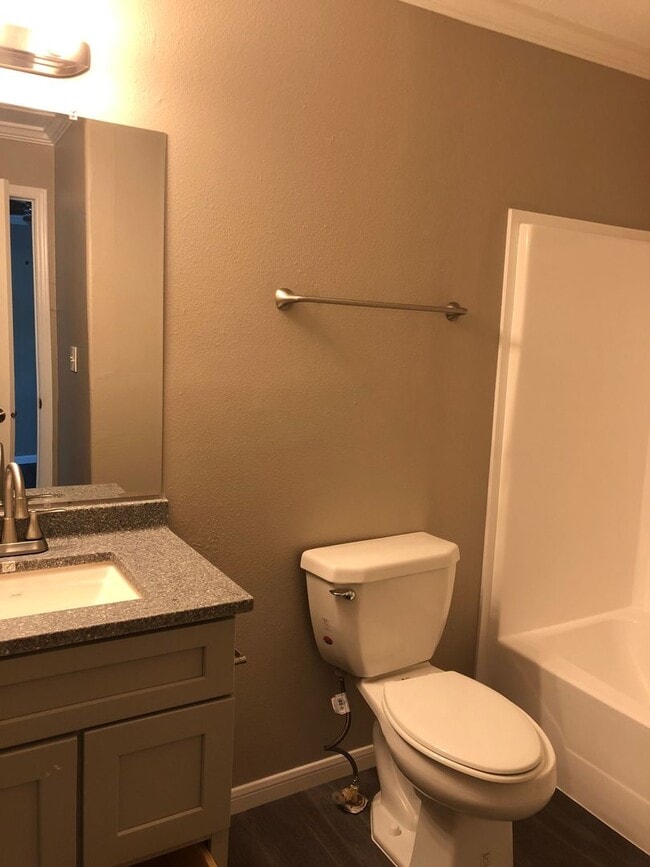 Photo - 109 Varsity Dr Unit 109 Room C