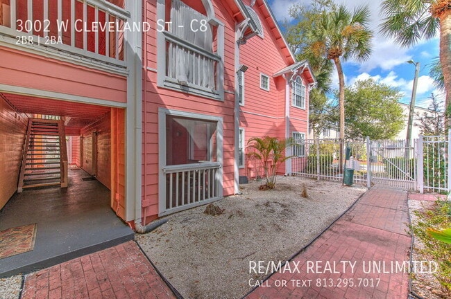 Building Photo - 3002 W Cleveland St Unit C8