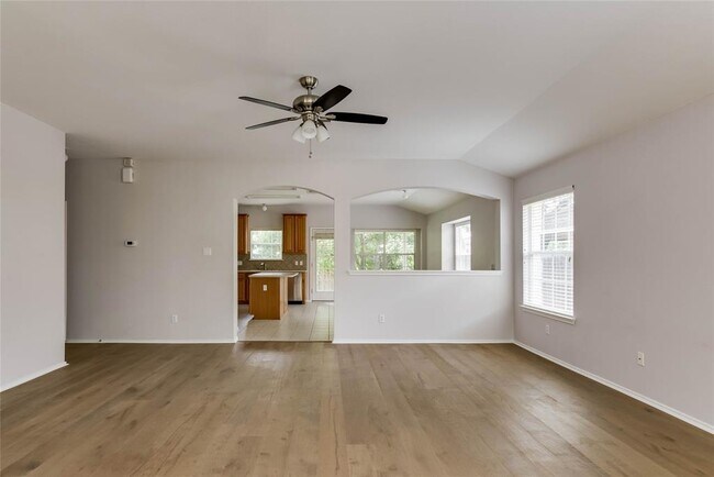 Photo - 3108 Lynnbrook Dr
