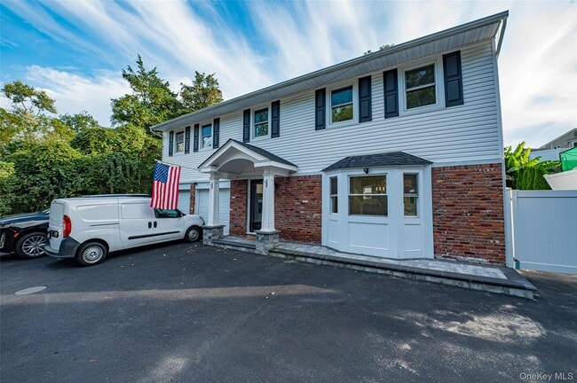 Photo - 850 St Johnland Rd