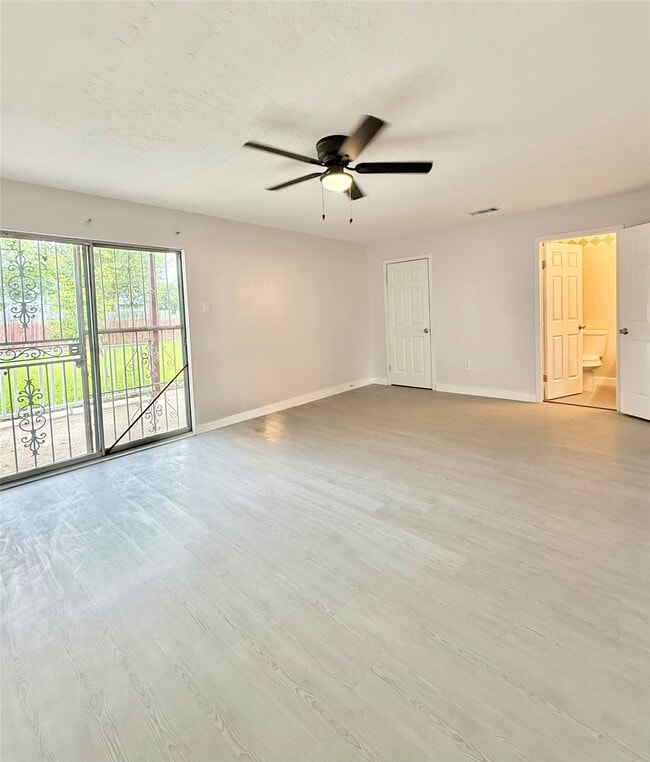 Photo - 12210 Cliffgate Dr