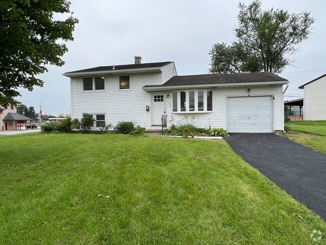 Building Photo - Bensalem 3 bedroom 1 bath + Basement near ... Rental