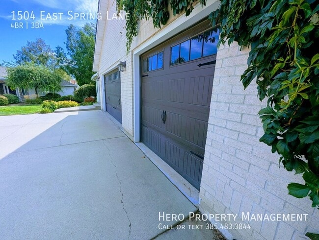 Photo - 1504 Spring Ln
